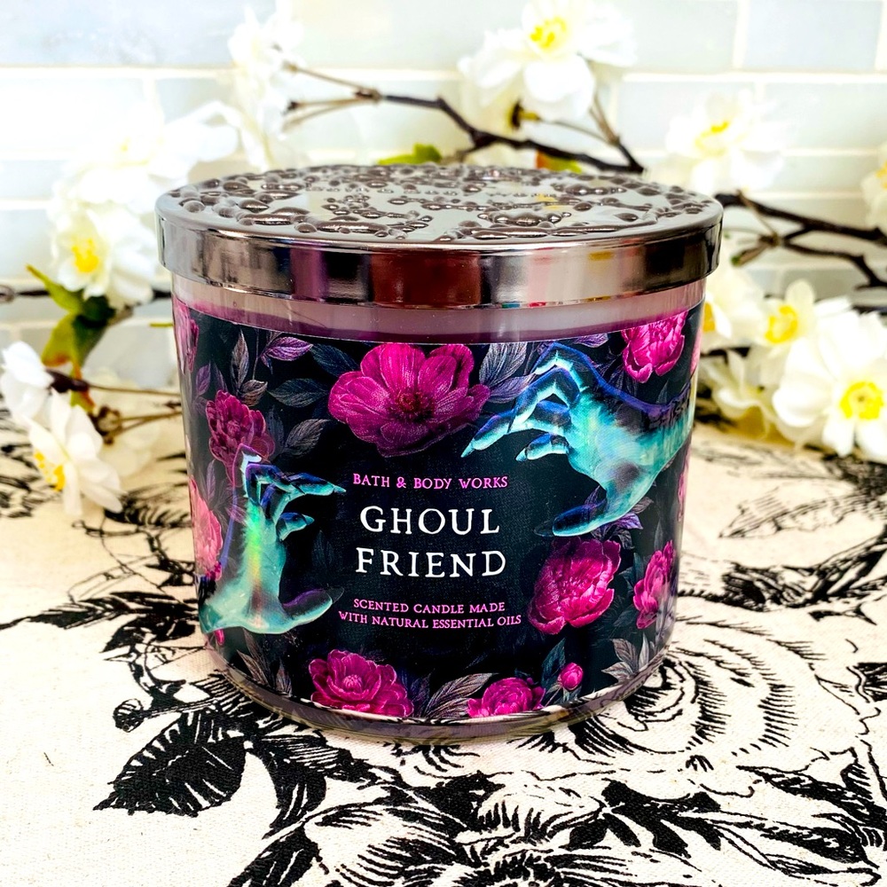 NEW Ghoul Friend Halloween Bath & Body Works 3 Wick Candle 2022